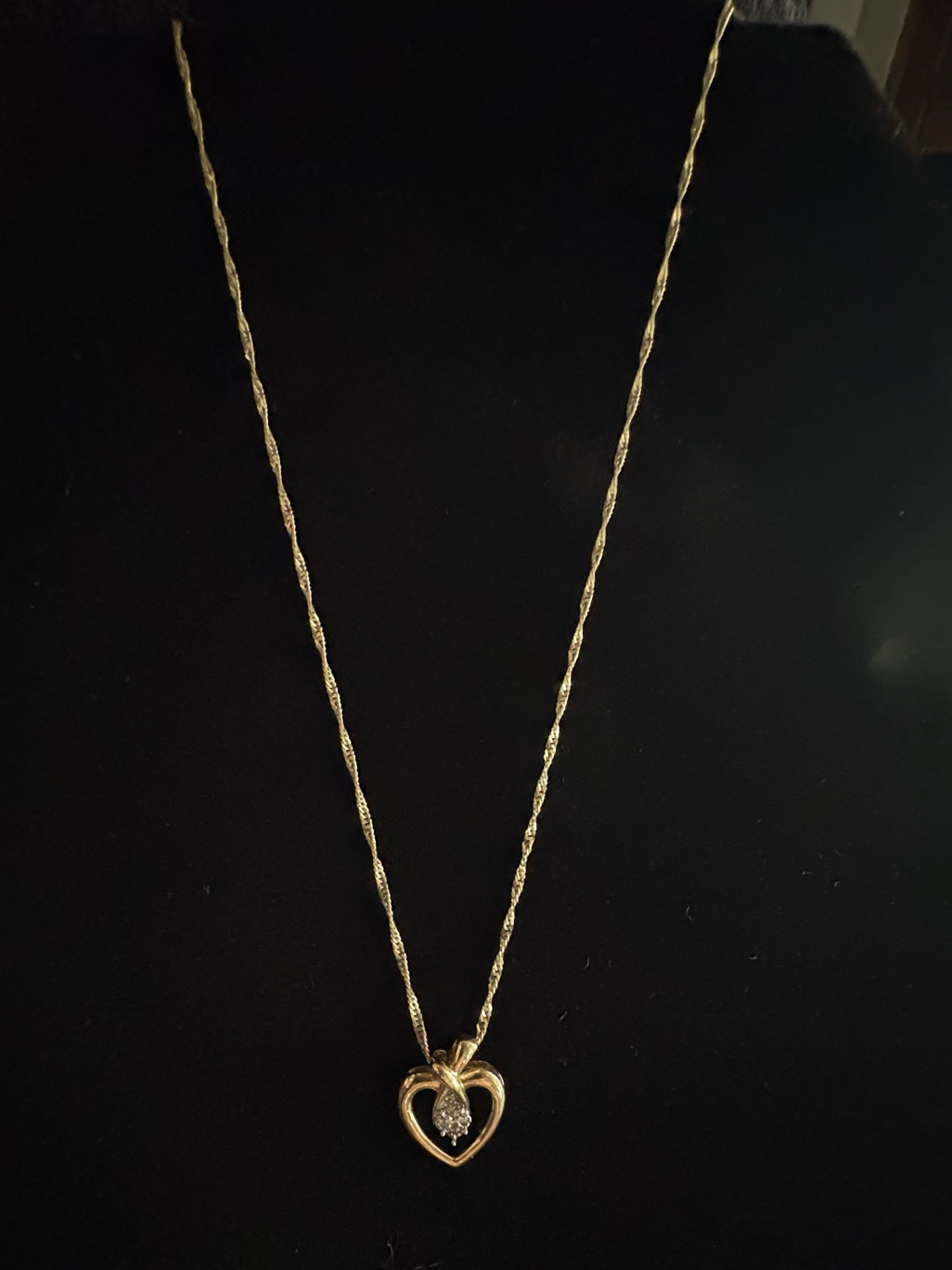 Solid 10k Yellow Gold Necklace With Heart Pendant With Diamonds 16â
